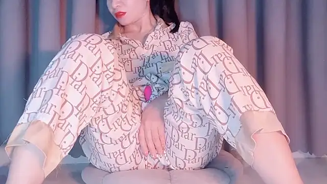 Snapshot of __Joy69__ chatting on November 30, 10:16 am Joy69 online show from November 30, 10:16 am