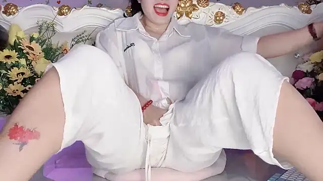   Joy69   online show from February 25, 10:15 am