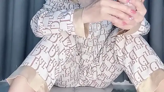   Joy69   online show from December 15, 12:44 pm