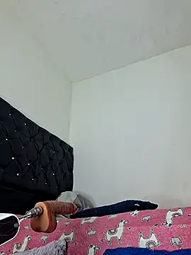 Naomi jhonson online show from October 28, 2:27 pm