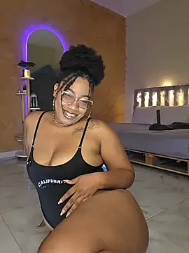 Naomi jhonson online show from June 16, 2:17 pm