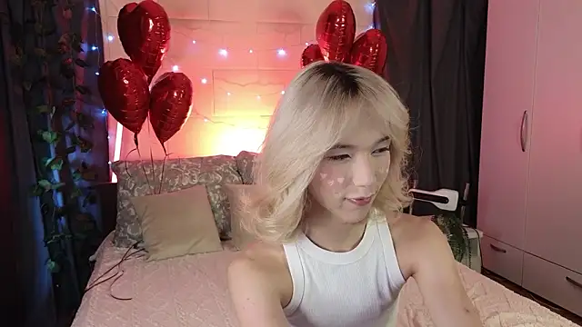 Snapshot of okerriella chatting on February 14, 9:20 am okerriella online show from February 14, 9:20 am