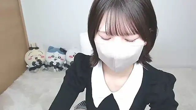 Snapshot of yuna_rin chatting on December 16, 11:03 am yuna rin online show from December 16, 11:03 am