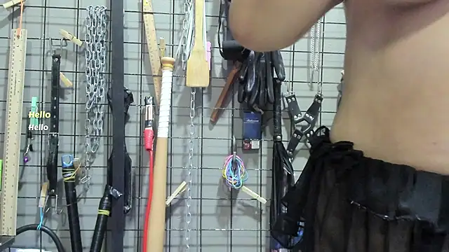 Snapshot of ariel_bdsm chatting on June 18, 10:53 am ariel bdsm online show from June 18, 10:53 am