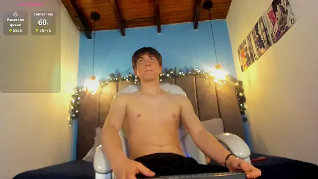 Oscar and dani online show from November 20, 4:02 am