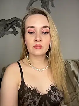 KiraBerht online show from March 27, 7:59 pm