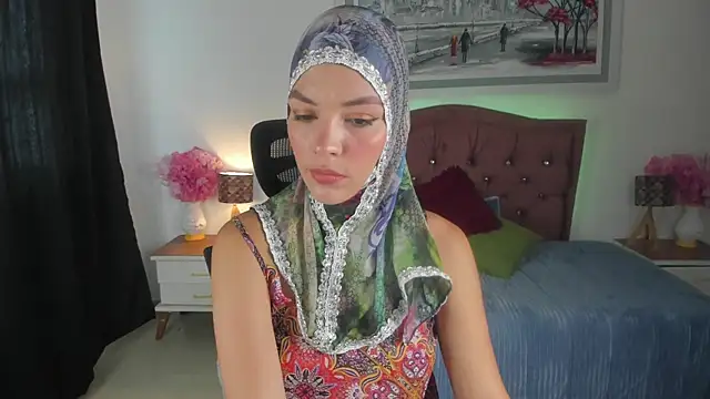 Snapshot of SofiaRivera1 chatting on September 9, 8:29 pm SofiaRivera1 online show from September 9, 8:29 pm