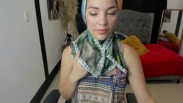 Snapshot of SofiaRivera1 chatting on September 19, 8:46 pm SofiaRivera1 online show from September 19, 8:46 pm