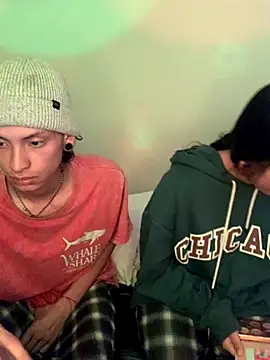 Snapshot of Karma_And_Sex chatting on November 9, 12:20 pm Karma And Sex online show from November 9, 12:20 pm