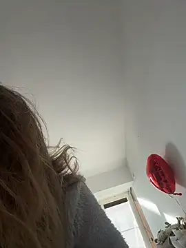 BabyAnais online show from February 11, 2:06 pm