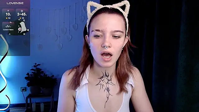 Snapshot of Elastikiss chatting on September 21, 2:39 am Elastikiss online show from September 21, 2:39 am