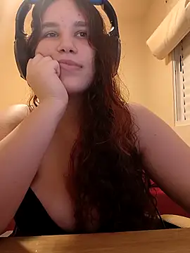 Mellhots2 online show from May 4, 10:34 pm