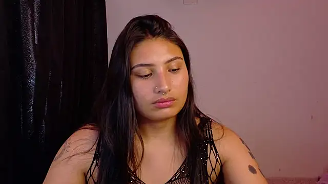 Snapshot of Linda_andrew chatting on April 21, 6:58 pm Linda andrew online show from April 21, 6:58 pm