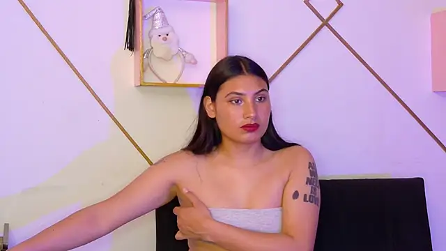 Snapshot of Linda_andrew chatting on November 21, 6:40 pm Linda andrew online show from November 21, 6:40 pm