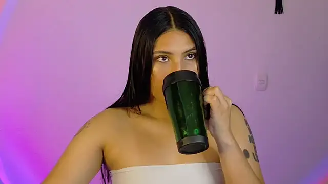 Linda andrew online show from February 24, 4:19 pm