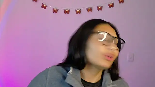 Linda andrew online show from March 31, 4:20 pm