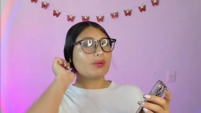 Linda andrew online show from March 28, 4:41 pm