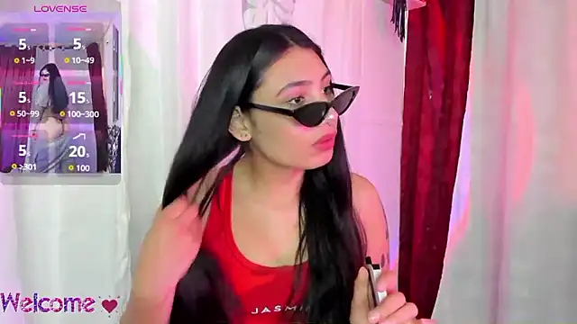 Snapshot of Linda_andrew chatting on September 26, 7:32 pm Linda andrew online show from September 26, 7:32 pm