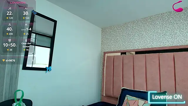 Hanna Lee   online show from March 19, 8:09 pm