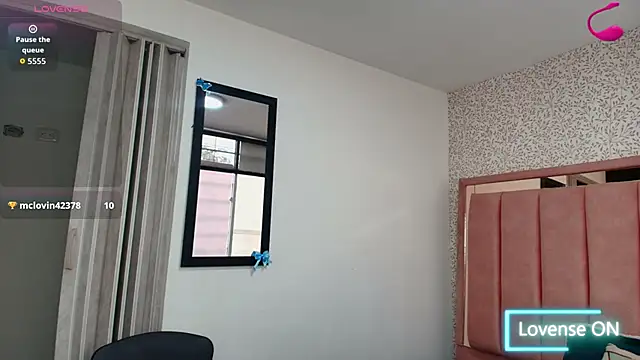 Hanna Lee   online show from March 28, 8:32 pm