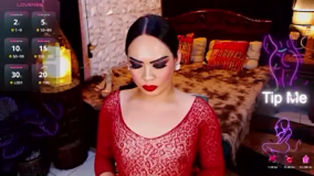 Snapshot of GODDESSHUGECOCKANDREA chatting on May 28, 5:30 pm GODDESSHUGECOCKANDREA online show from May 28, 5:30 pm