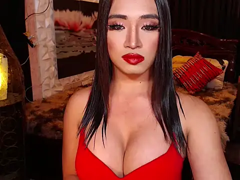 GODDESSHUGECOCKANDREA online show from February 3, 5:38 am