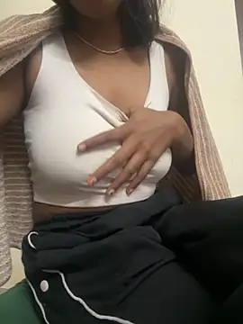 Snapshot of kissujaan chatting on November 6, 1:09 am kissujaan online show from November 6, 1:09 am