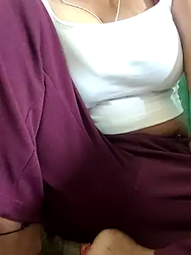 Snapshot of kissujaan chatting on September 11, 5:51 am kissujaan online show from September 11, 5:51 am