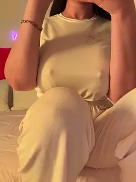 OnlyRima online show from October 21, 1:10 pm