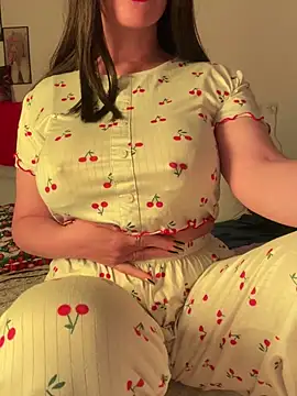 Snapshot of OnlyRima chatting on February 3, 10:15 pm OnlyRima online show from February 3, 10:15 pm