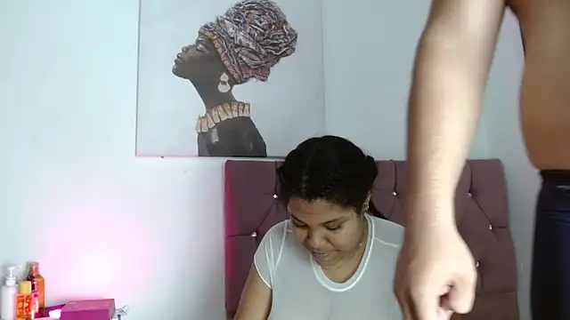 Snapshot of naomi_campbel_ chatting on February 25, 8:30 pm naomi campbel online show from February 25, 8:30 pm