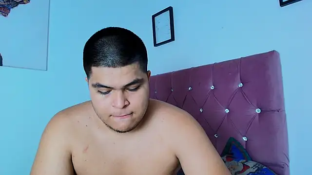 Snapshot of naomi_campbel_ chatting on February 12, 8:30 pm naomi campbel online show from February 12, 8:30 pm