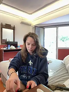 Snapshot of Wildmaca chatting on October 11, 3:57 pm Wildmaca online show from October 11, 3:57 pm