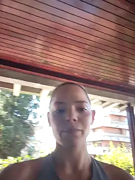 Snapshot of Wildmaca chatting on September 17, 10:28 am Wildmaca online show from September 17, 10:28 am