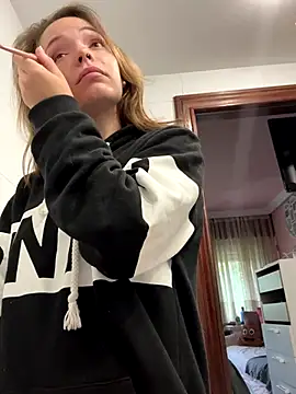 Wildmaca online show from October 31, 8:33 am