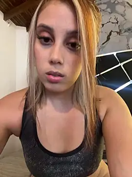 Snapshot of Harley_J_ chatting on July 22, 12:29 pm Harley J online show from July 22, 12:29 pm