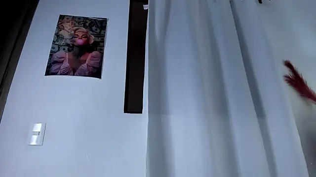 guadalupe21  online show from February 6, 6:59 pm