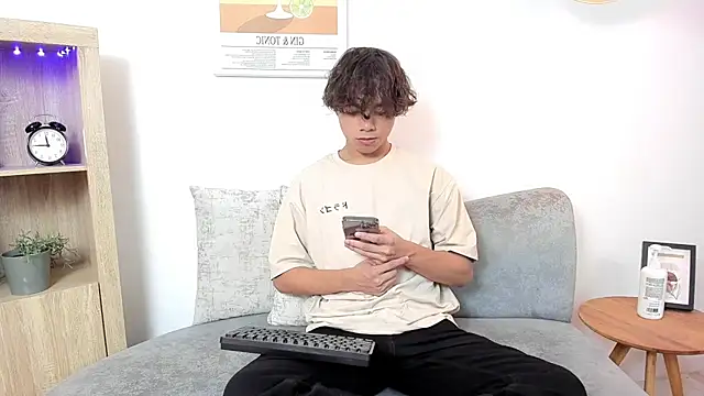 Snapshot of Honeymoon_sariel chatting on October 6, 7:58 pm Honeymoon sariel online show from October 6, 7:58 pm