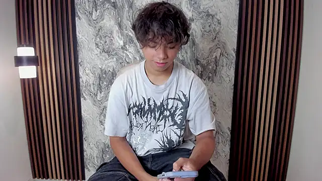 Snapshot of Honeymoon_sariel chatting on July 1, 1:55 pm Honeymoon sariel online show from July 1, 1:55 pm