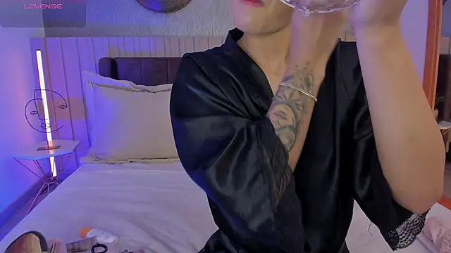 NaishaFord 1 online show from November 16, 12:15 am