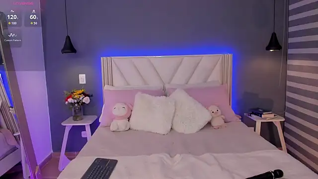 NaishaFord 1 online show from February 25, 4:12 am