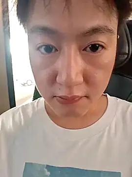 Snapshot of KasonY chatting on September 29, 12:50 am KasonY online show from September 29, 12:50 am