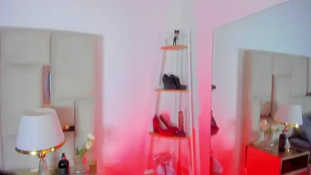 Violett Novoa online show from November 26, 11:54 am