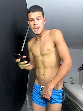 Snapshot of CHARLY-- chatting on October 8, 10:32 pm CHARLY-- online show from October 8, 10:32 pm