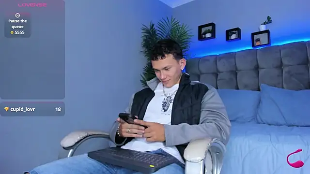 Thomas moon online show from March 27, 2:07 pm