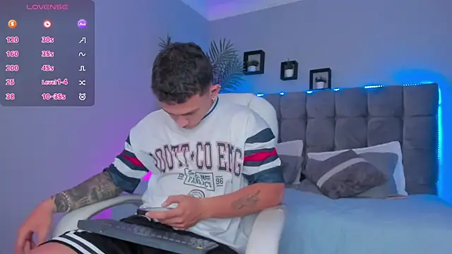 Thomas moon online show from July 8, 1:23 pm
