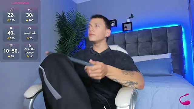 Thomas moon online show from March 26, 12:47 pm