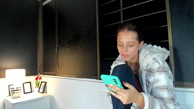 HellAndDante  online show from January 14, 4:38 am