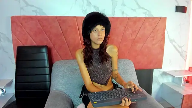 HellAndDante  online show from January 16, 1:42 am