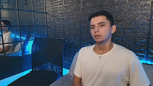 HellAndDante  online show from November 28, 1:17 am